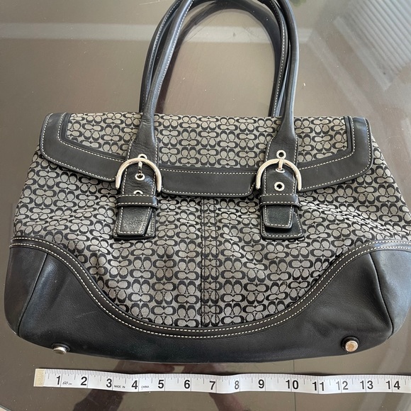 Large Coach canvas ‘C’ purse - Picture 6 of 9